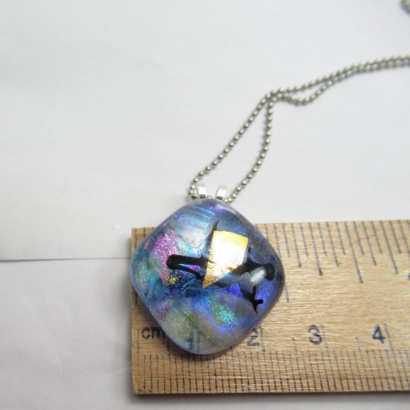 Dichroic fused glass Pendant Necklace - Picture 5 of 10
